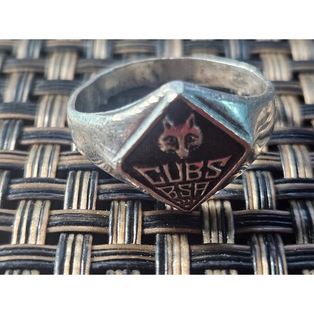 VINTAGE CUB SCOUT STERLING RING SIZE 8.5 - Picture 7 of 8
